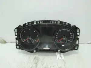Foto de CUADRO INSTRUMENTOS VOLKSWAGEN GOLF VII BERLINA (BQ1/BE2) 1.6 TDI (116 CV / 85 KW) referencia 5G1920741D