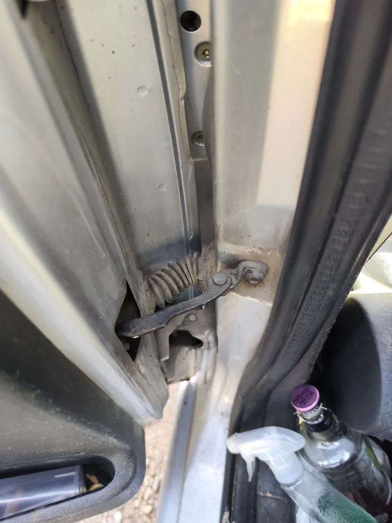 Foto de RETENEDOR PUERTA CITROEN C3 1.4 (73 CV / 54 KW)