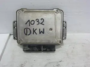 Foto de CENTRALITA MOTOR UCE OPEL ASTRA H GTC referencia 0281012122 foto 4