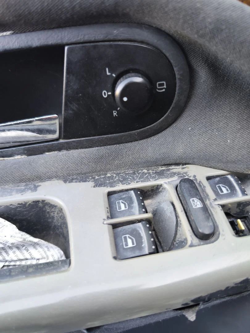 Foto de MANDO RETROVISOR SEAT ALHAMBRA (7V9) 1.9 TDI (116 CV / 85 KW)