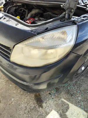 Foto de FARO IZQUIERDO RENAULT SCENIC II (JM) 1.6 16V (113 CV / 83 KW) referencia 7701064132 foto 6