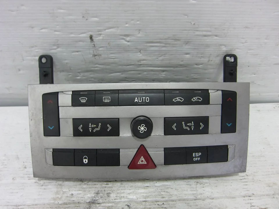 Foto de MANDO CLIMATIZADOR PEUGEOT 407 2.0 16V HDi FAP CAT (RHR / DW10BTED4) (136 CV / 100 KW) referencia 96573322YP02