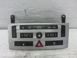 Foto de MANDO CLIMATIZADOR PEUGEOT 407 2.0 16V HDi FAP CAT (RHR / DW10BTED4) (136 CV / 100 KW) referencia 96573322YP02