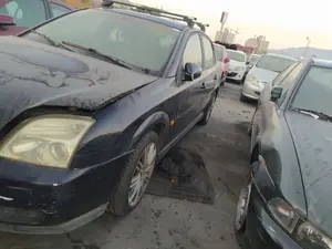 Foto de PARAGOLPES DELANTERO OPEL VECTRA C BERLINA 2.0 DTI (101 CV / 74 KW)