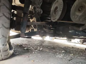 Foto de BRAZO SUSPENSION DELANTERO DERECHO NISSAN INTERSTAR (X70) 2.5 dCi Diesel CAT (114 CV / 84 KW)
