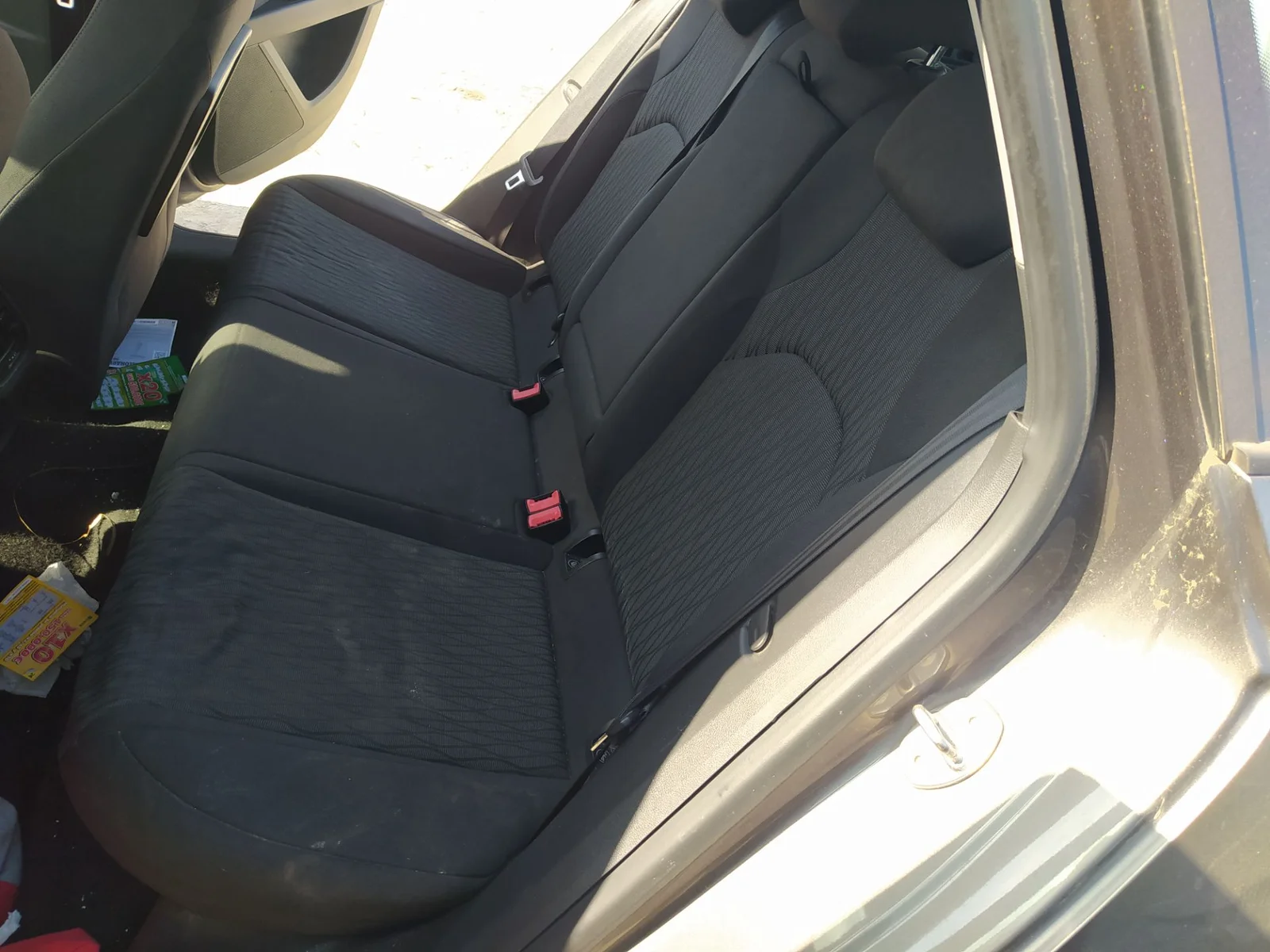Foto de CINTURON SEGURIDAD TRASERO IZQUIERDO SEAT LEON ST 5F8 1.6 TDI (105 CV / 77 KW)