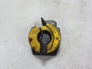 Foto de ANILLO AIRBAG NISSAN MICRA (K11) 1.0 16V CAT (54 CV / 40 KW) referencia 255549F000