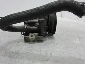 Foto de BOMBA DIRECCION PEUGEOT 407 COUPÉ 2.7 HDi FAP CAT (UHZ / DT17TED4) (204 CV / 150 KW) referencia 9659604580 foto 2