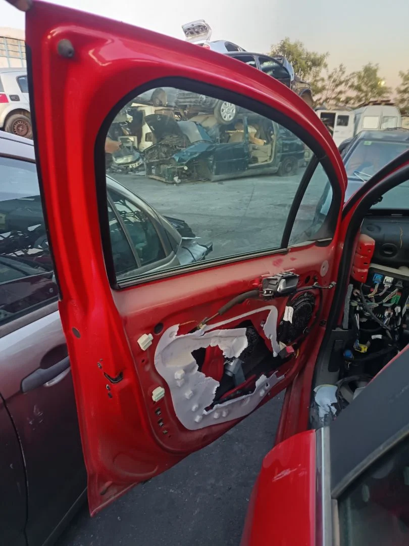 Foto de CERRADURA PUERTA DELANTERA IZQUIERDA CITROEN C3 1.0 VTi (68 CV / 50 KW)