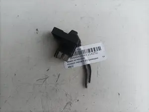 Foto de NO IDENTIFICADO PEUGEOT PARTNER (S1)(07.1996) 1.9 Diesel (69 CV / 51 KW) referencia M9272 foto 2