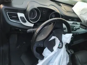 Foto de VOLANTE ALFA ROMEO GIULIETTA (191) 1.6 JTDM CAT (105 CV / 77 KW) referencia 0071779530