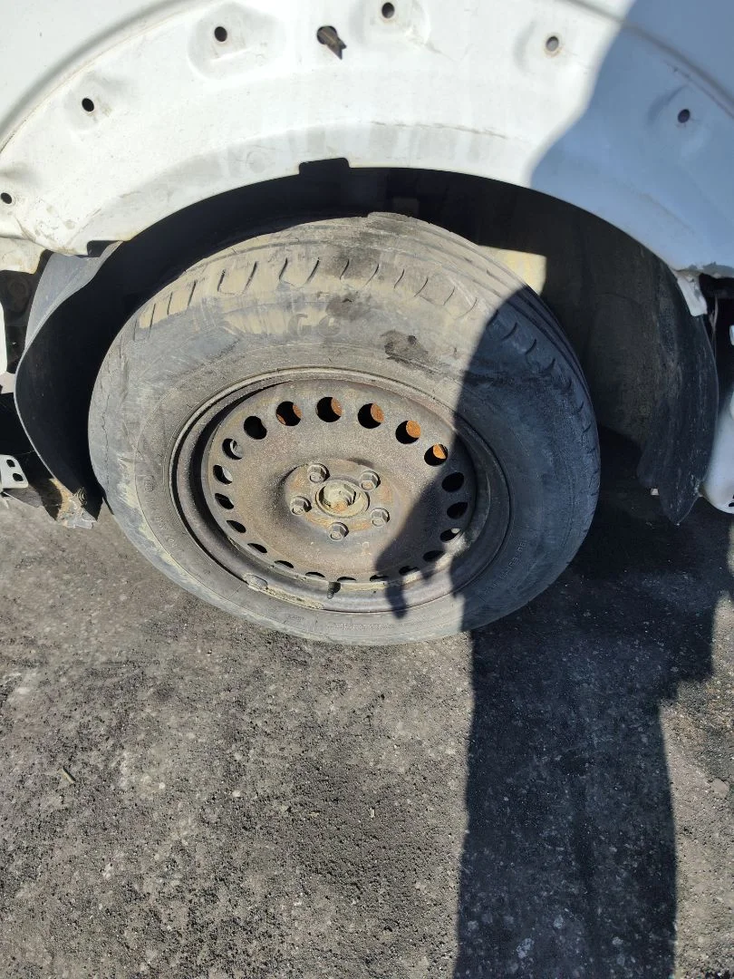 Foto de LLANTA FORD TRANSIT CONNECT (TC7) 1.8 TDCi CAT (90 CV / 66 KW)