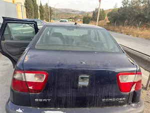 Foto de PORTON TRASERO SEAT CORDOBA BERLINA (6K2)