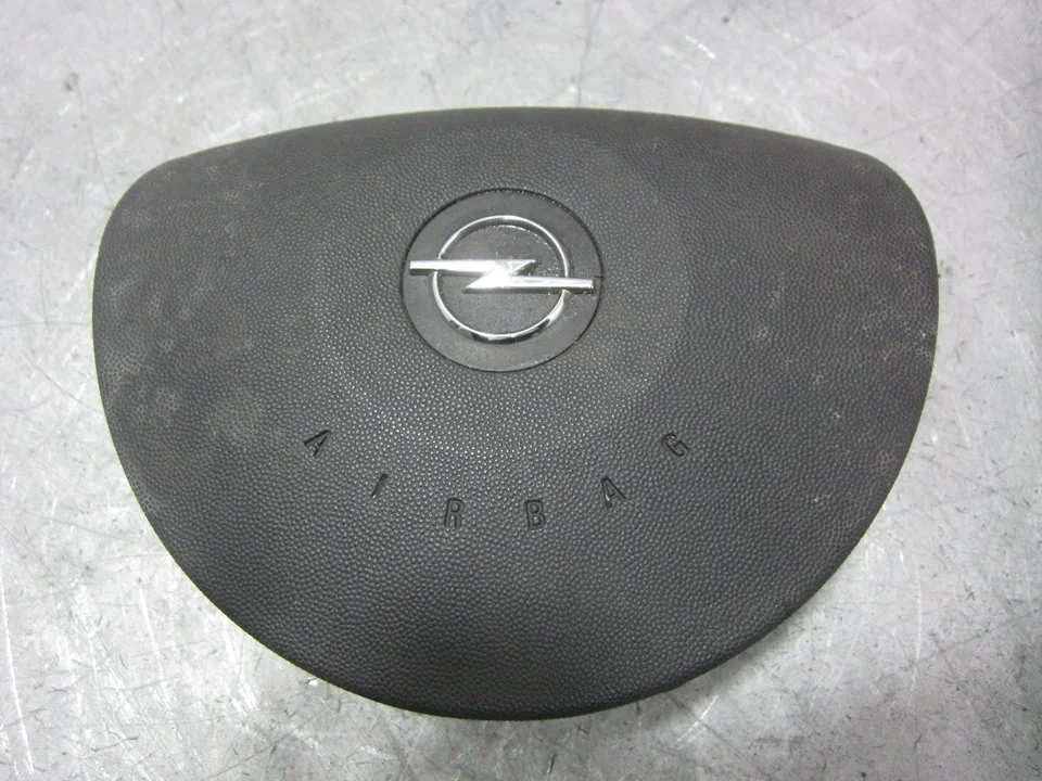 Foto de AIRBAG DELANTERO IZQUIERDO OPEL CORSA C 1.2 16V CAT (Z 12 XE / LW4) (75 CV / 55 KW) referencia 18111373