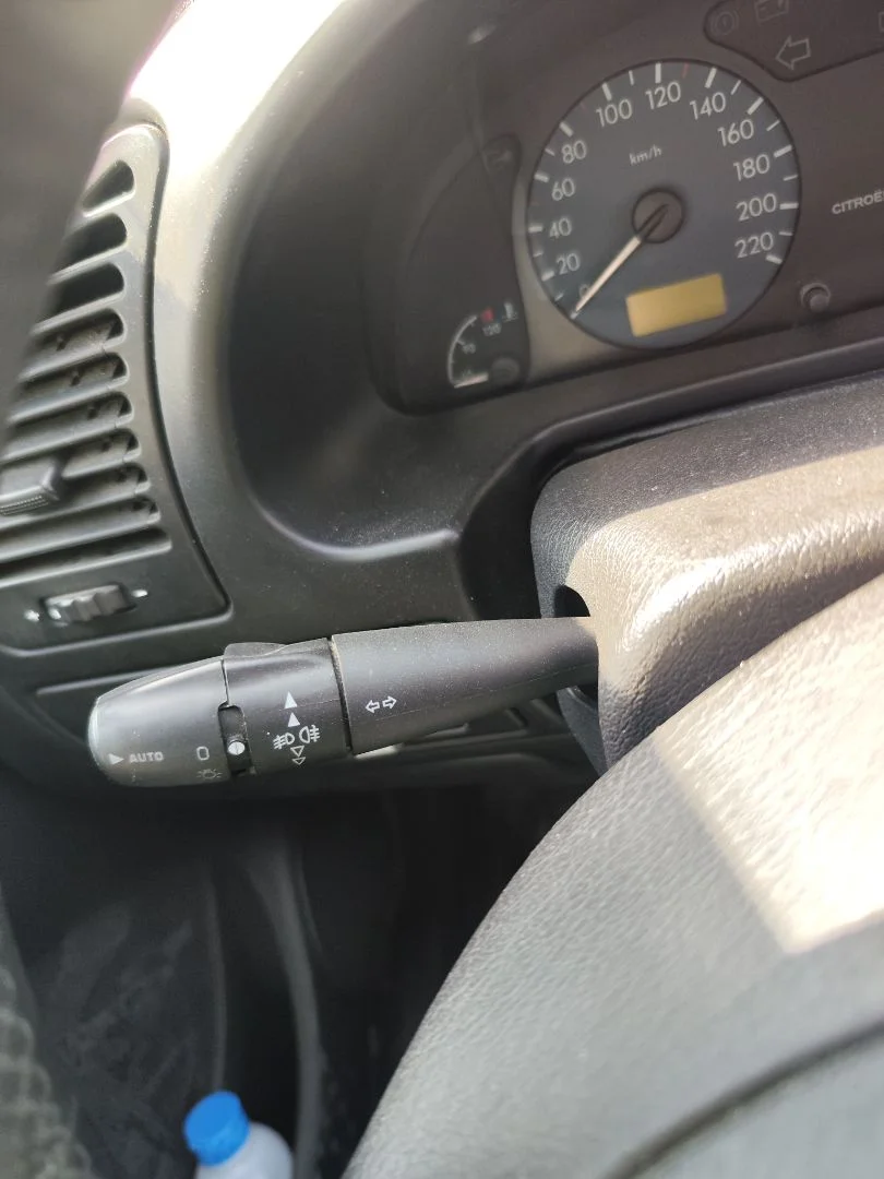 Foto de MANDO MULTIFUNCION CITROEN XSARA BERLINA 2.0 HDi CAT (RHY / DW10TD) (90 CV / 66 KW)