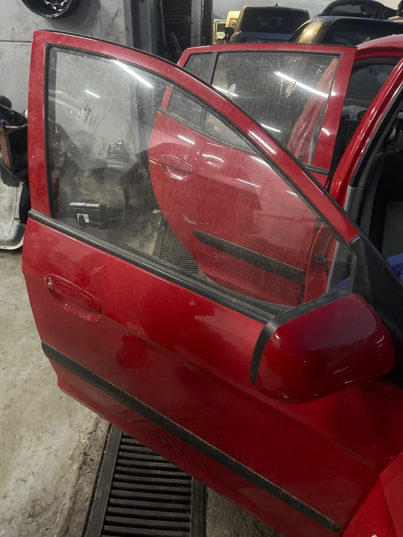 Foto de PUERTA DELANTERA DERECHA KIA PICANTO (SA) 1.1 CAT (65 CV / 48 KW) referencia 7600407010