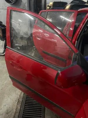 Foto de PUERTA DELANTERA DERECHA KIA PICANTO (SA) 1.1 CAT (65 CV / 48 KW) referencia 7600407010