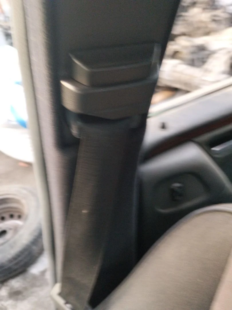 Foto de CINTURON SEGURIDAD DELANTERO DERECHO MERCEDES-BENZ CLASE E (BM 210) BERLINA 3.0 Diesel CAT (136 CV / 100 KW) referencia A2108602085 FKZ