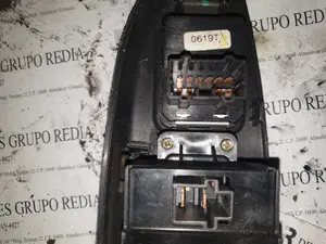 Foto de MANDO ELEVALUNAS DELANTERO IZQUIERDO HONDA ACCORD BERLINA (CC/CE) referencia 83593S1A foto 3