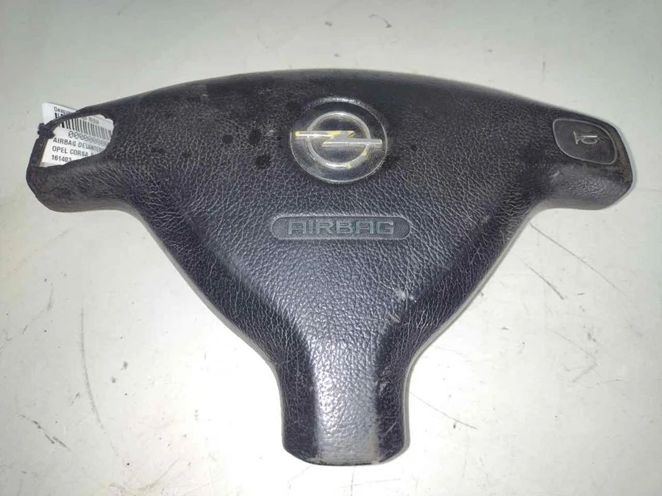 Foto de AIRBAG DELANTERO IZQUIERDO OPEL CORSA B 1.7 Diesel (60 CV / 44 KW) referencia 161403