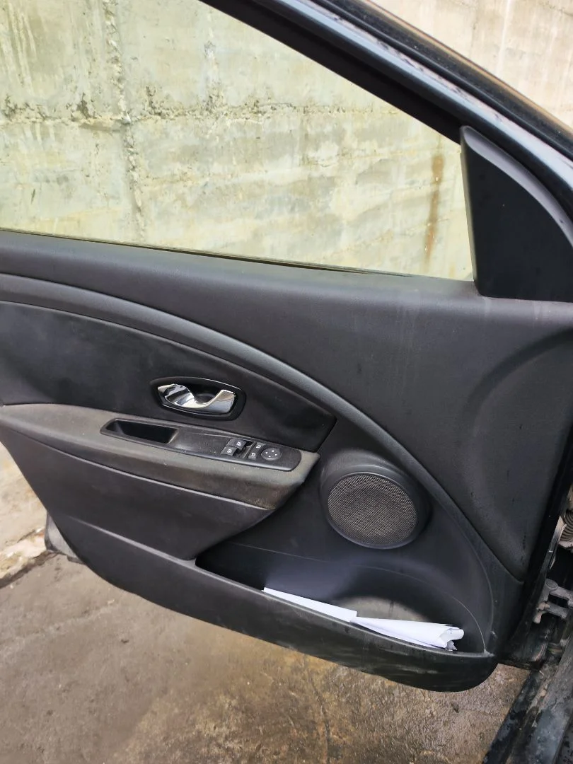 Foto de ELEVALUNAS DELANTERO IZQUIERDO RENAULT MEGANE III BERLINA 5P 1.5 dCi Diesel FAP (110 CV / 81 KW) referencia 807216718R