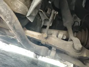 Foto de BARRA ESTABILIZADORA DELANTERA AUDI A6 BERLINA (4B2) 2.5 V6 24V TDI (150 CV / 110 KW) referencia 4B0411309G