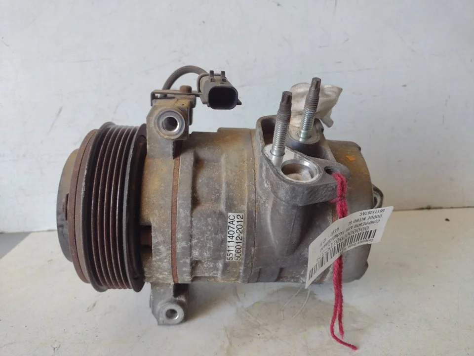 Foto de COMPRESOR AIRE ACONDICIONADO DODGE NITRO (KA) 2.8 CRD (177 CV / 130 KW) referencia 55111407AC