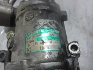 Foto de COMPRESOR AIRE ACONDICIONADO OPEL CORSA C referencia GM24421642 foto 8