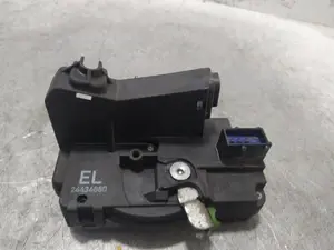Foto de CERRADURA PUERTA DELANTERA IZQUIERDA OPEL CORSA C 1.3 16V CDTI CAT (Z 13 DT / LN9) (69 CV / 51 KW) referencia 24434880 foto 4
