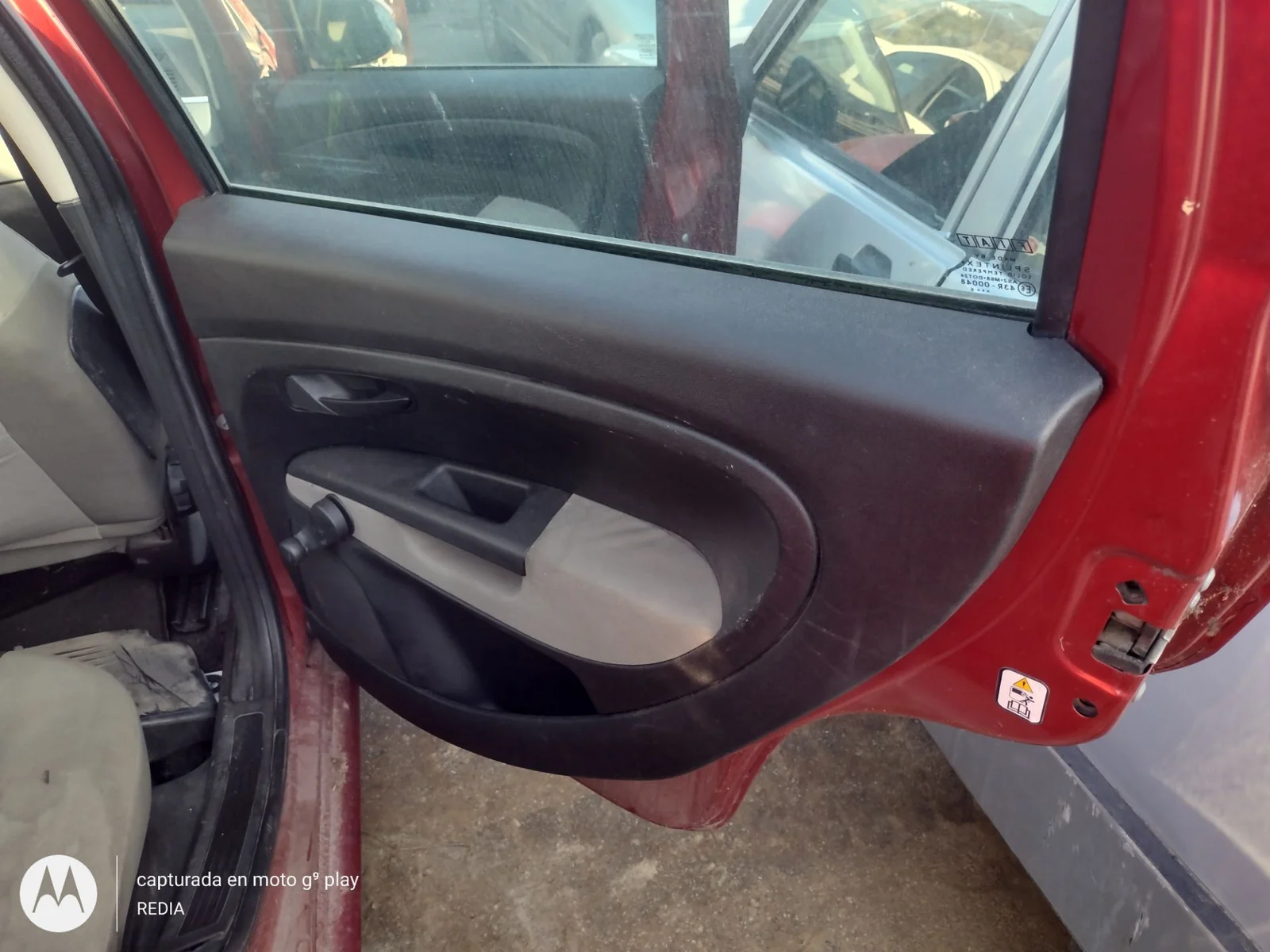 Foto de MANETA ELEVALUNAS TRASERA DERECHA FIAT GRANDE PUNTO (199) 1.4 CAT (78 CV / 57 KW)