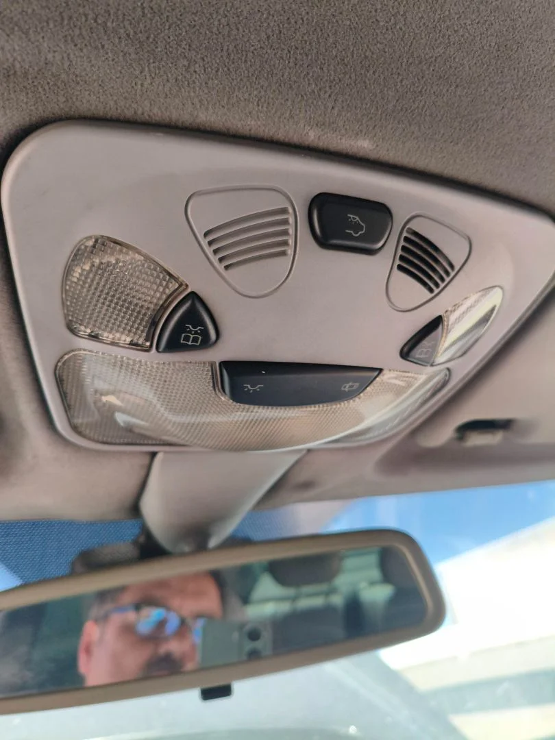 Foto de LUZ INTERIOR MERCEDES-BENZ CLASE C (BM 203) BERLINA 2.2 CDI CAT (116 CV / 85 KW) referencia A2038201001 FKZ