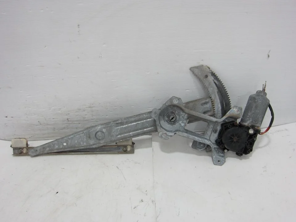 Foto de ELEVALUNAS DELANTERO DERECHO MG ROVER ROVER 200 (XW) 1.6 (122 CV / 90 KW) referencia 10172