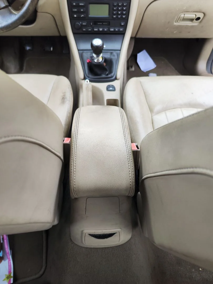 Foto de CONSOLA CENTRAL JAGUAR X-TYPE 2.1 V6 24V CAT (156 CV / 115 KW)