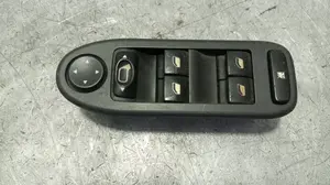 Foto de MANDO ELEVALUNAS DELANTERO IZQUIERDO CITROEN C5 BERLINA 2.0 HDi (109 CV / 80 KW) referencia 53269704