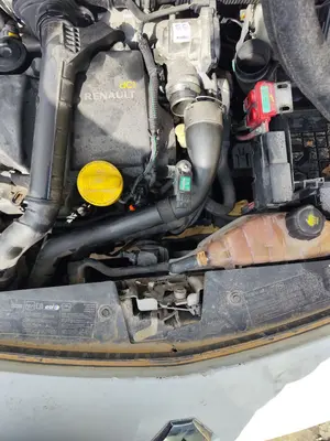 Foto de RADIADOR CALEFACCION / AIRE ACONDICIONADO RENAULT CLIO III 1.5 dCi Diesel FAP (75 CV / 55 KW)