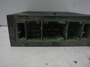 Foto de CAJA RELES / FUSIBLES BMW SERIE 6 COUPE (E63) 4.4 V8 32V CAT (333 CV / 245 KW) referencia 1394370 foto 11