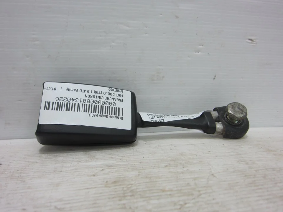 Foto de ENGANCHE CINTURON DELANTERO DERECHO FIAT I DOBLÒ (119) 1.9 JTD CAT (101 CV / 74 KW) referencia 8595T002