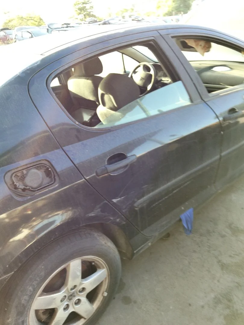 Foto de PUERTA TRASERA DERECHA PEUGEOT 407 1.6 HDi FAP CAT (9HZ / DV6TED4) (109 CV / 80 KW) referencia 9008N1