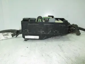 Foto de CAJA RELES / FUSIBLES FORD FOCUS II (1.6 (90 CV / 66 KW) diesel) referencia 8M5T14K733 foto 3
