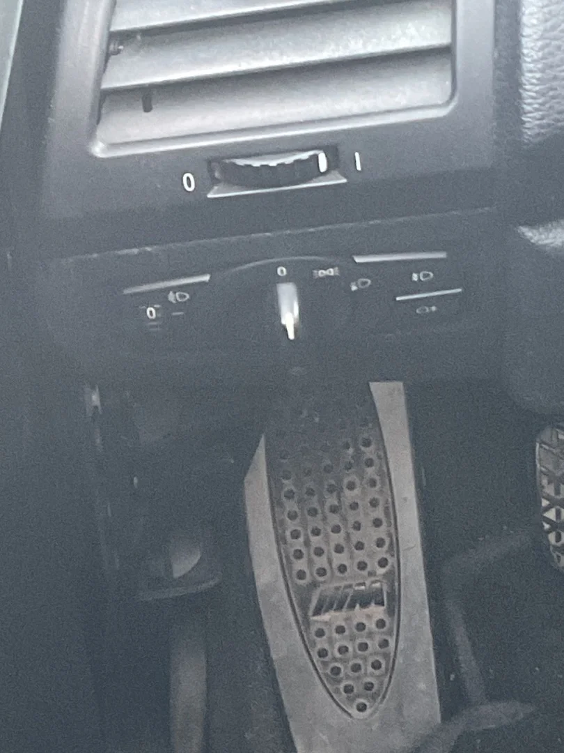 Foto de MANDO LUCES BMW SERIE 1 BERLINA (E81/E87) 2.0 Turbodiesel CAT (143 CV / 105 KW)