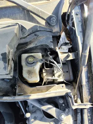 Foto de CAJA RELES / FUSIBLES BMW SERIE 3 BERLINA (E90) 2.0 16V Diesel (163 CV / 120 KW)