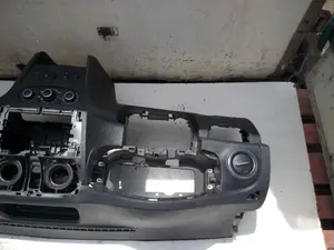 Foto de SALPICADERO DACIA LOGAN II 1.5 dCi Diesel FAP CAT (90 CV / 66 KW) foto 3