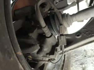 Foto de PINZA DE FRENO DELANTERA DERECHA FIAT II DOBLÒ (263) CARGO 1.6 JTDM 16V CAT (105 CV / 77 KW)