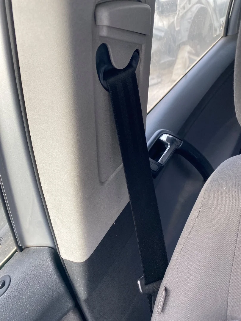 Foto de CINTURON SEGURIDAD DELANTERO DERECHO VOLKSWAGEN POLO IV (9N3) 1.4 FSI (86 CV / 63 KW)