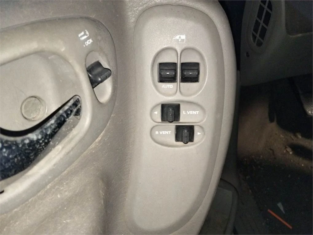 Foto de MANDO ELEVALUNAS DELANTERO IZQUIERDO CHRYSLER VOYAGER (RG)