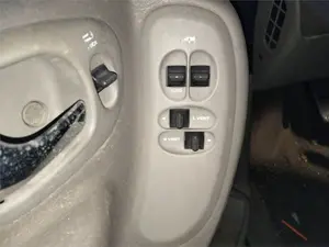 Foto de MANDO ELEVALUNAS DELANTERO IZQUIERDO CHRYSLER VOYAGER (RG)
