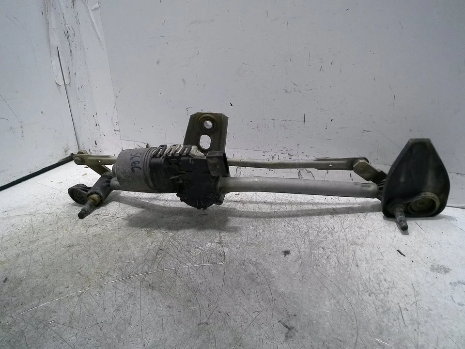 Foto de MOTOR LIMPIA DELANTERO OPEL ASTRA H BERLINA 1.6 16V (105 CV / 77 KW) referencia 13111211