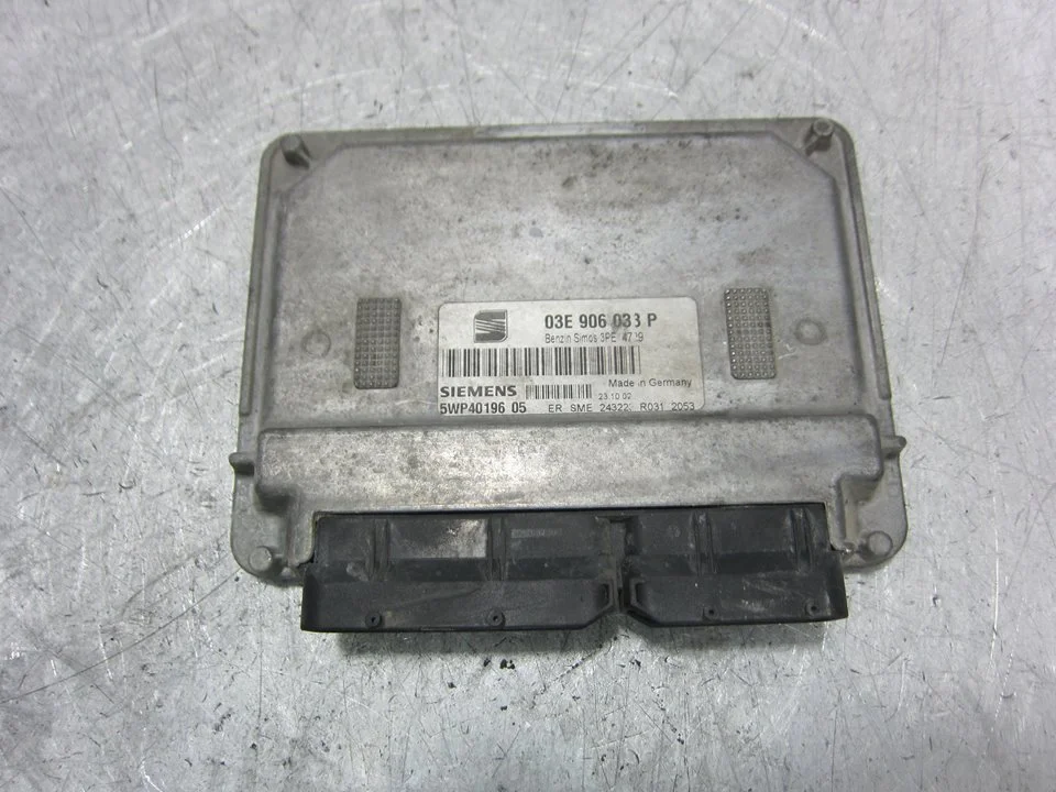 Foto de CENTRALITA MOTOR UCE SEAT IBIZA (6L1) 1.2 (64 CV / 47 KW) referencia 03E906033P
