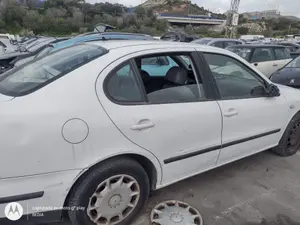 Foto de MANETA EXTERIOR TRASERA DERECHA VOLKSWAGEN PASSAT BERLINA (3B2) 1.9 TDI (110 CV / 81 KW) referencia 3B0837207G FKZ foto 5