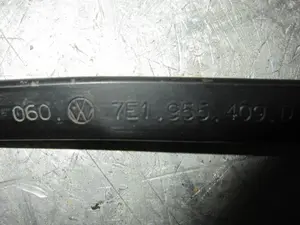 Foto de BRAZO LIMPIA DELANTERO IZQUIERDO VOLKSWAGEN T6.1 TRANSPORTER CARAVELLE (SH) 2.0 TDI (110 CV / 81 KW) referencia 7E1955409D foto 3